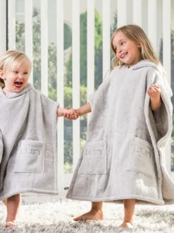 Luin Living Ponchopyyhe, 4 eri kokoa,Pearl Grey