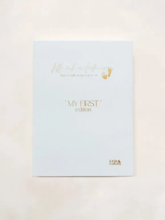 Musteeton Milestone -korttisarja “My First” – Vauvan ensimmäiset hetket ja juhlapäivät